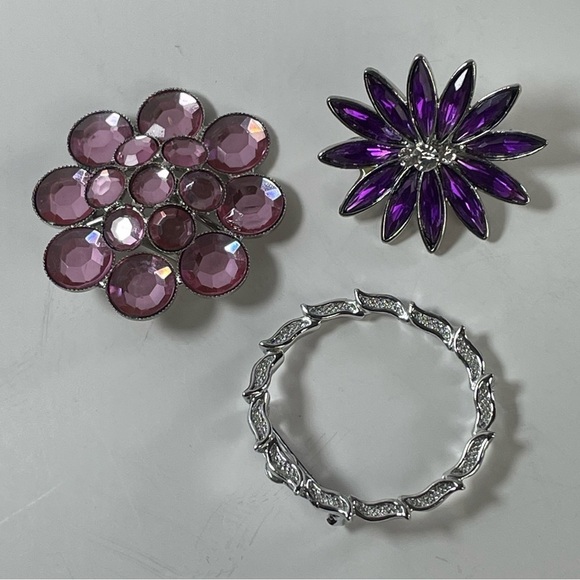 Pink Purple Silver Brooches set of 3 in  Bundle - Picture 6 of 11